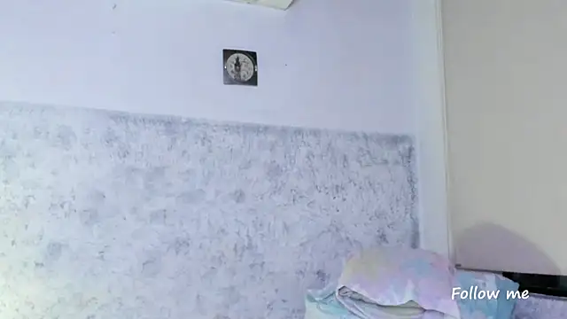 marly_charm_'s cam snapshot