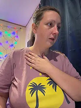 TheFishWife's cam snapshot