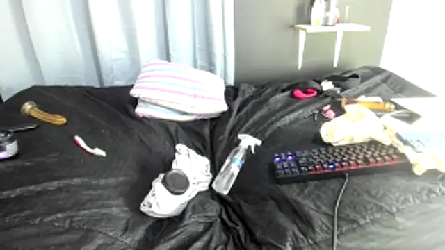 TeensNews18's cam snapshot