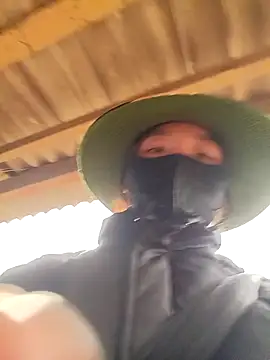 sowbibi's cam snapshot