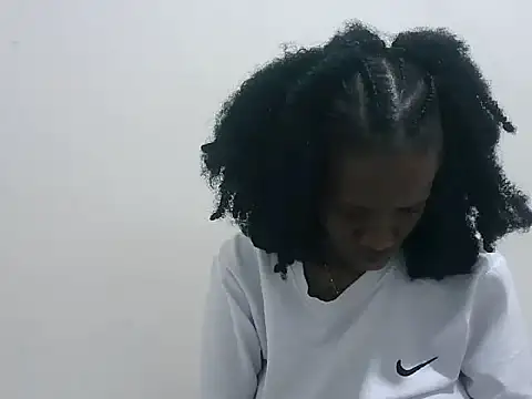 prettybeee's cam snapshot