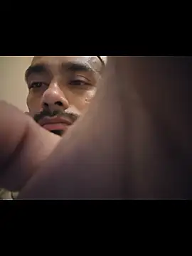 Cnutt310 live sex cam