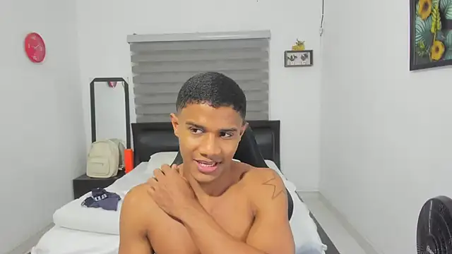 corzoethan live sex cam