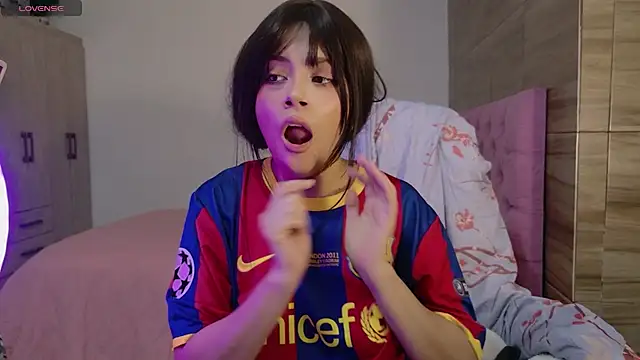 EmillieX live sex cam