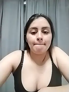 latina_prohibida live sex cam