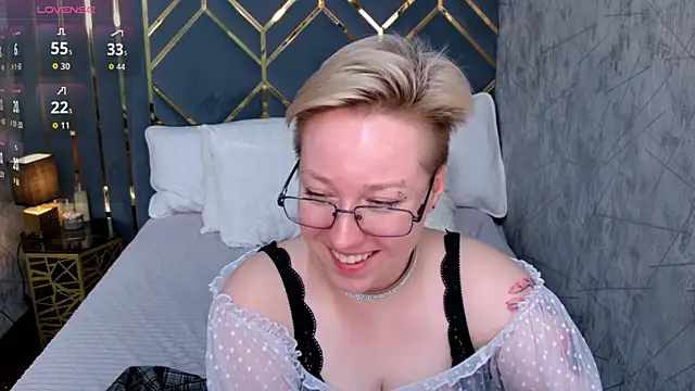 AlexandraGreen's cam snapshot