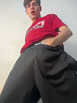 Naim_TheKing's cam snapshot