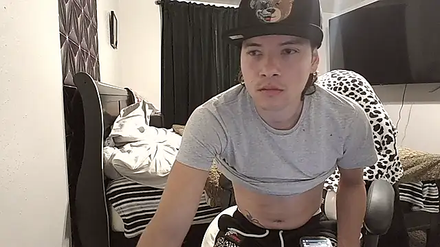 azzel19's cam snapshot