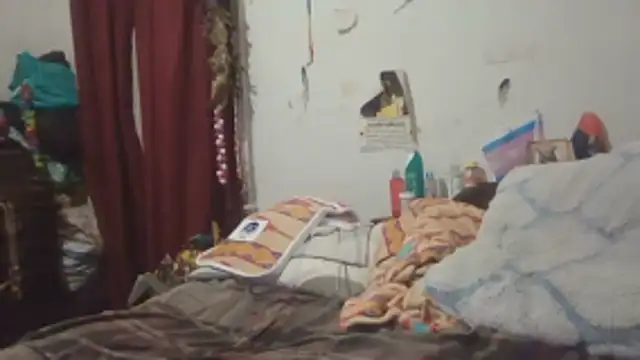 paradisejas's cam snapshot