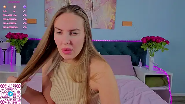 Kelly_Hardy's cam snapshot