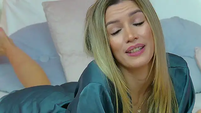 IvySamek live sex cam