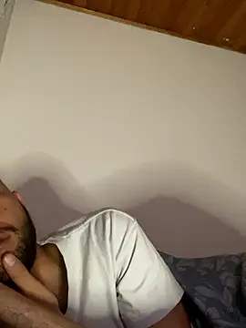 Michaell_Spinelly's cam snapshot