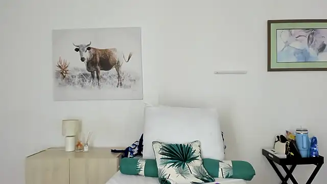 ConnieSmall24's cam snapshot