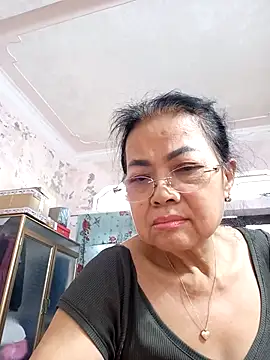 Hotestlove live sex cam