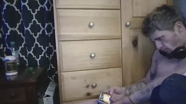 spazz247's cam snapshot