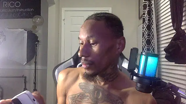 KingDerRico live sex cam