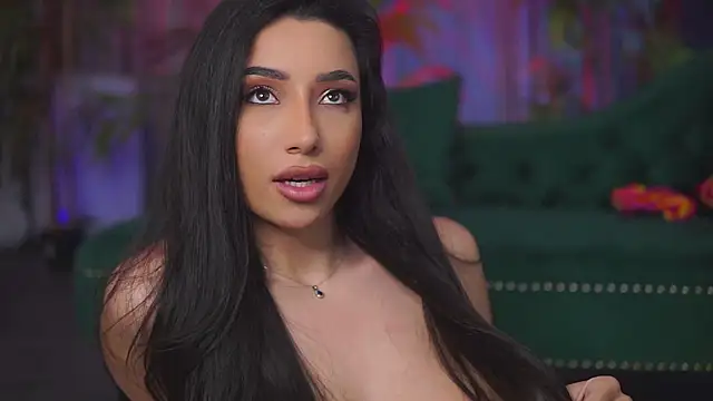 GinaValentinna live sex cam