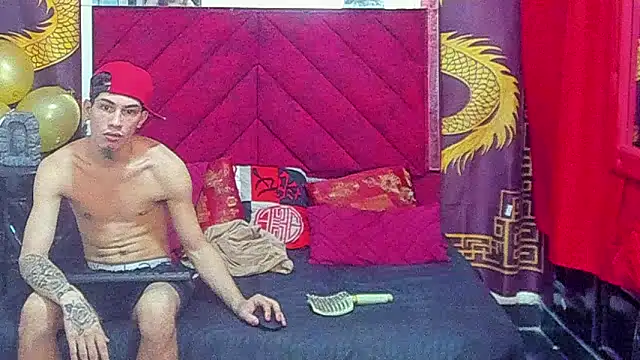 Pride_couple live sex cam