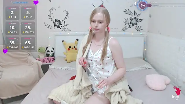 alice_de's cam snapshot