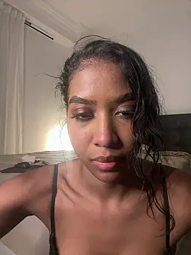 IamCrystal2's cam snapshot