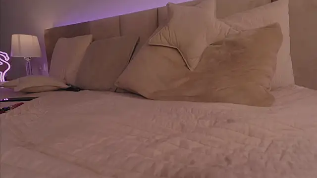 LollieSplash's cam snapshot