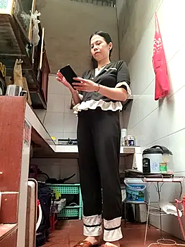 Basanis68's cam snapshot