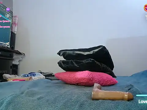 Kylee79's cam snapshot