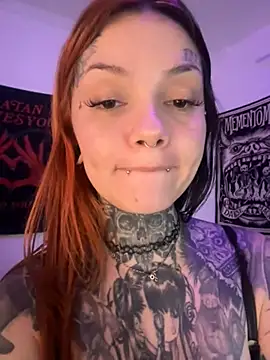 lucyhaunted's cam snapshot