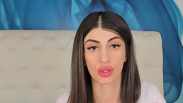 SkinnyDolly's cam snapshot