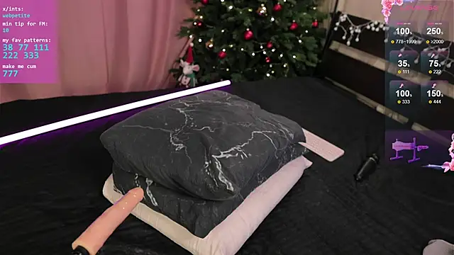 webpetite's cam snapshot