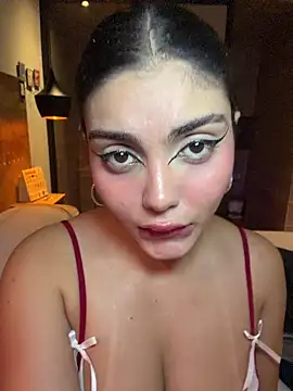 zui_lu's cam snapshot