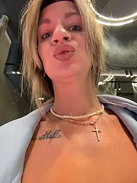 EvvaMur's cam snapshot