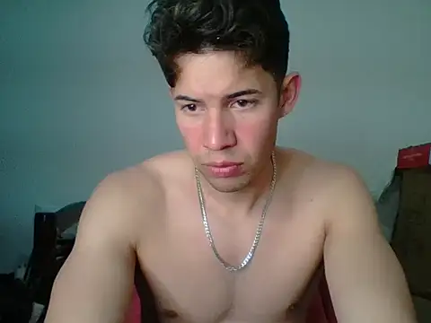 Maxtaylor18's cam snapshot