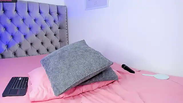 Eva_Olimpo's cam snapshot