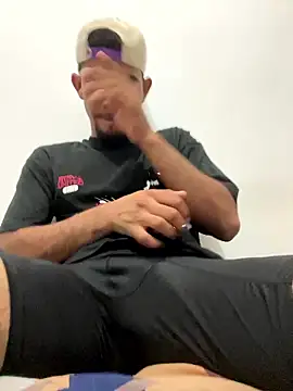 youngalexofficial's cam snapshot