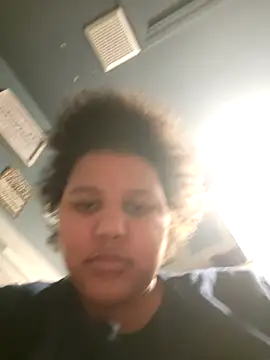 chocolate_bella's cam snapshot