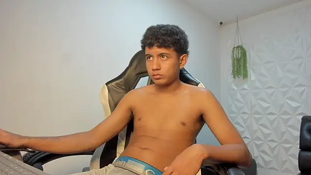 Alluringangel23 live sex cam