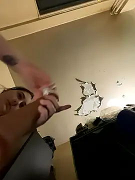 Snowbunnycake_131 live sex cam