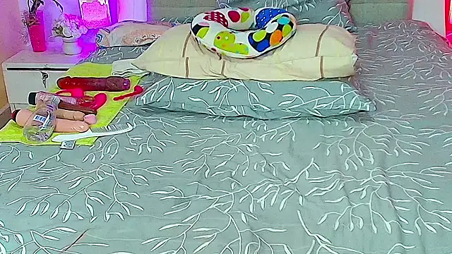 Kendralove31xxx live sex cam