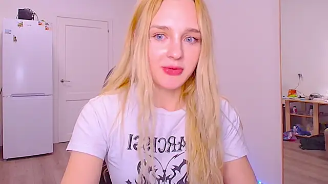 sailormoon666_'s cam snapshot