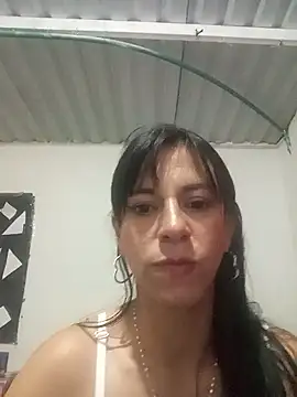 ilairahot's cam snapshot