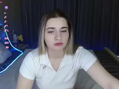 BellaaBlushh's cam snapshot