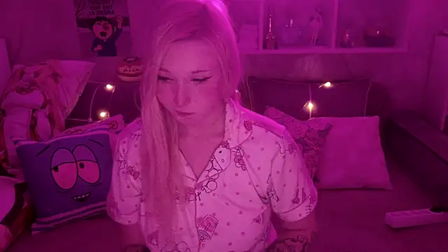 MeowkaKitty's cam snapshot