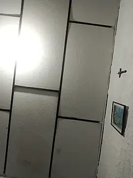 ElizabethWeil's cam snapshot