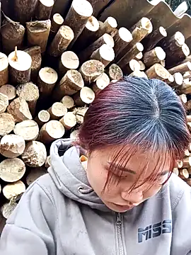 EllyBaby20's cam snapshot