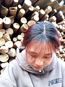 EllyBaby20's cam snapshot