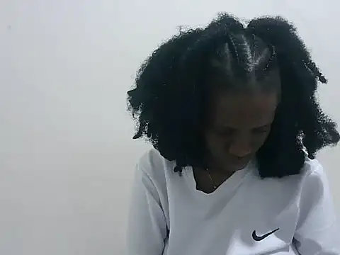 prettybeee's cam snapshot