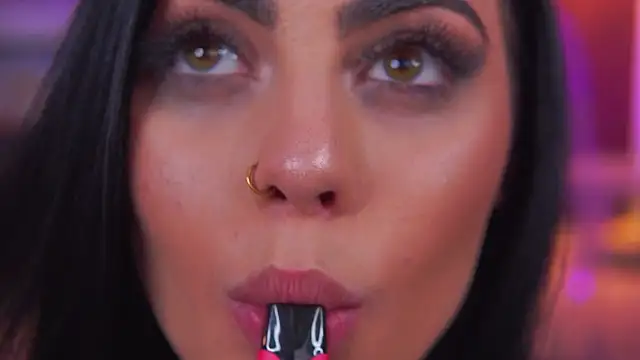 RavennaDArcy's cam snapshot