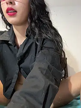 dani_bela's cam snapshot