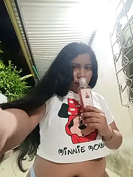 Sweet-Dirty-Storm's cam snapshot